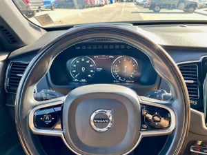 2017 Volvo XC90 Momentum