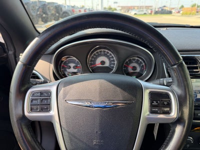 2011 Chrysler 200 Limited