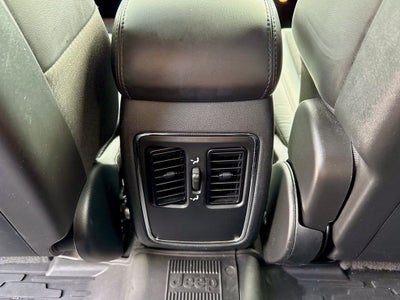 2020 Jeep Grand Cherokee Laredo