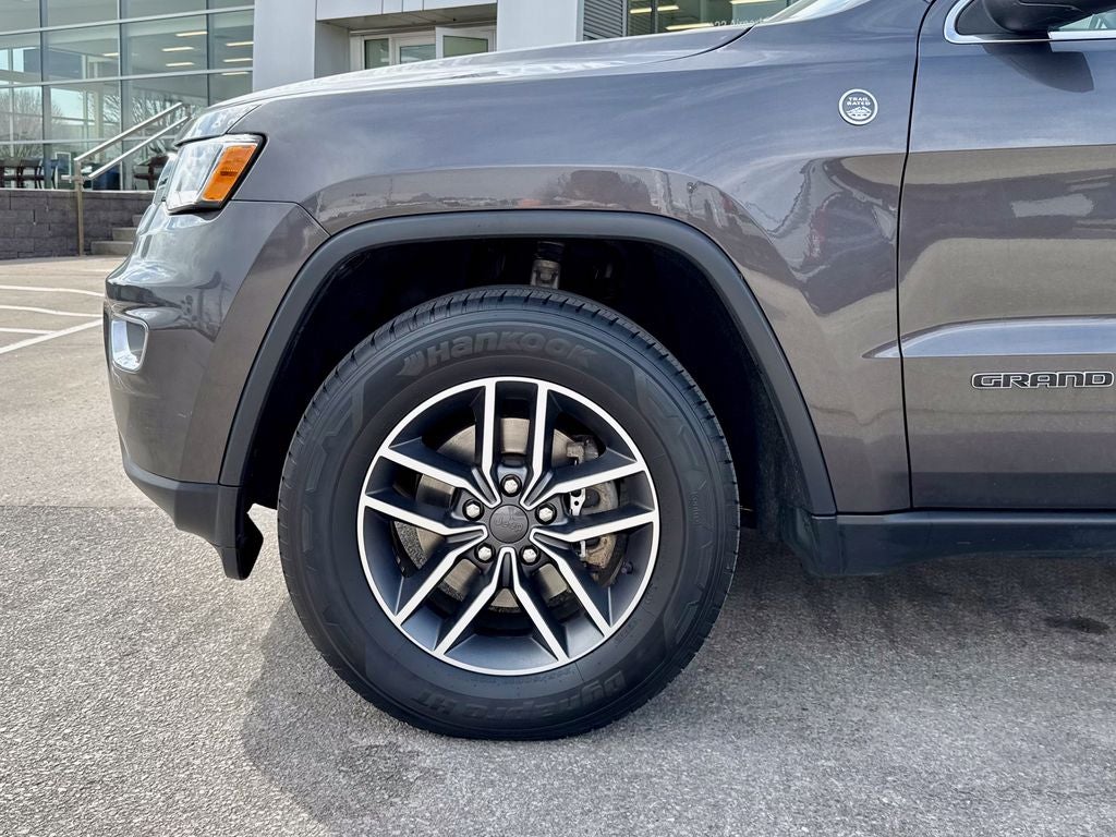 2020 Jeep Grand Cherokee Laredo