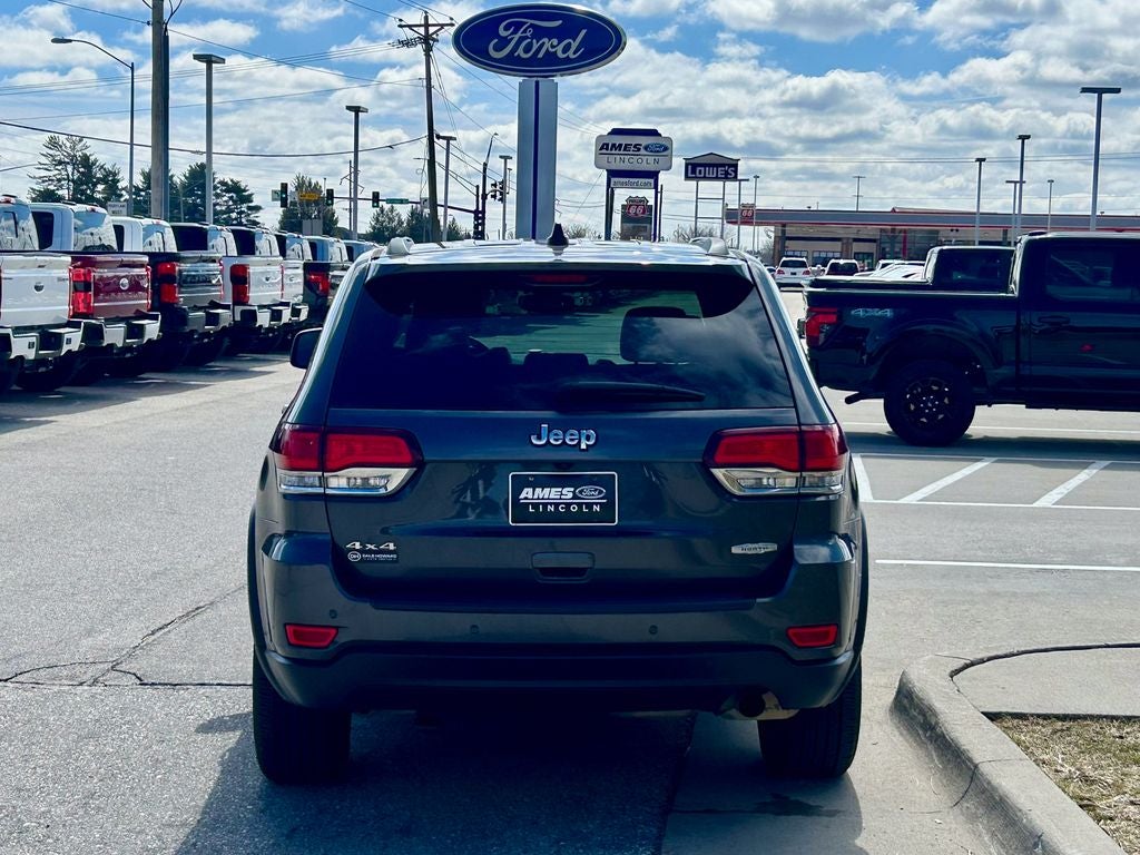 2020 Jeep Grand Cherokee Base