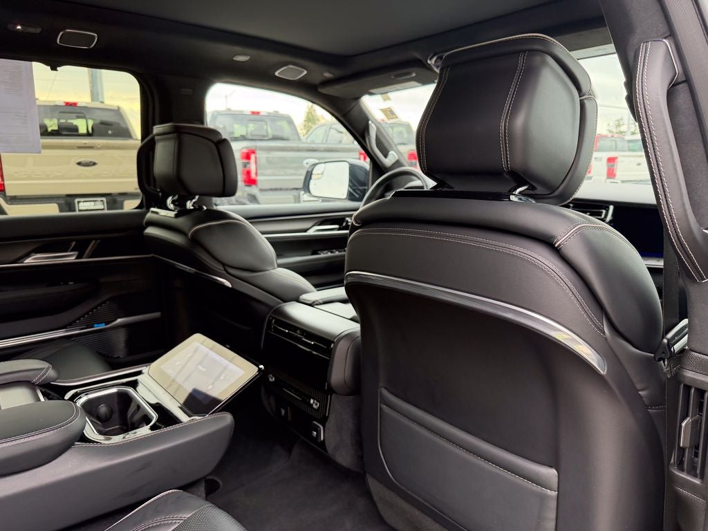 2025 Jeep Grand Wagoneer L Series II