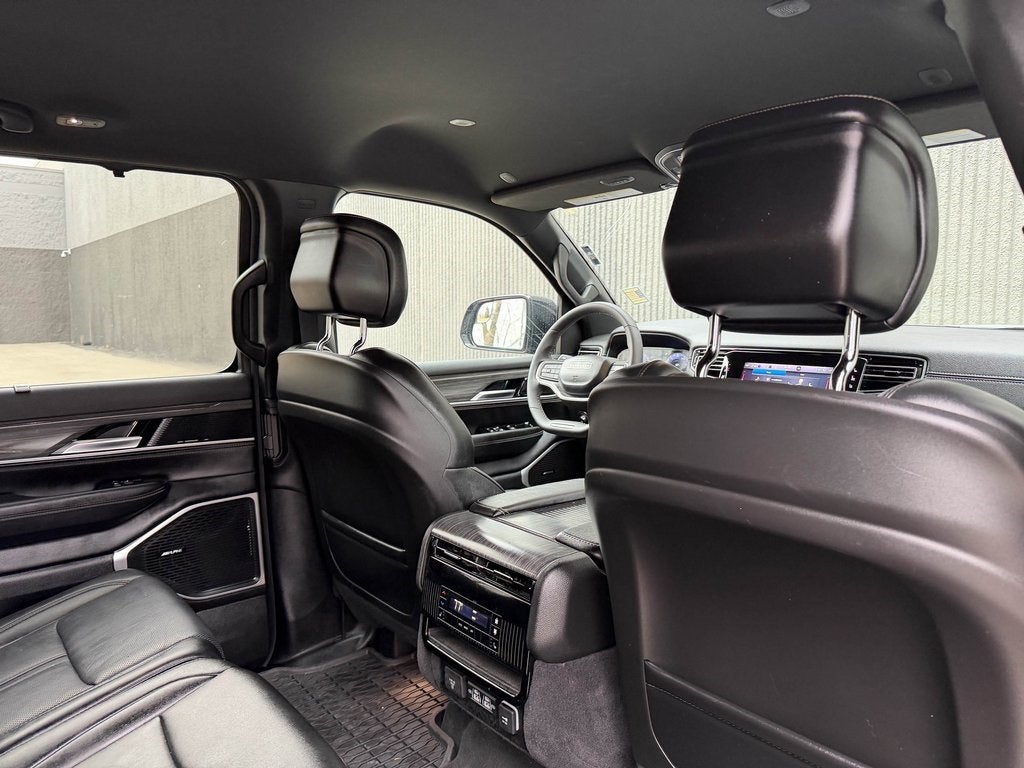 2023 Jeep Wagoneer Series III