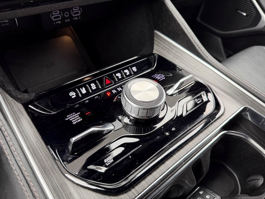 2023 Jeep Wagoneer Series III