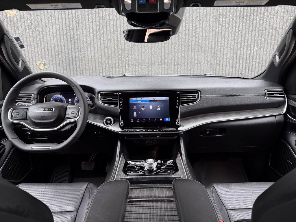 2023 Jeep Wagoneer Series III