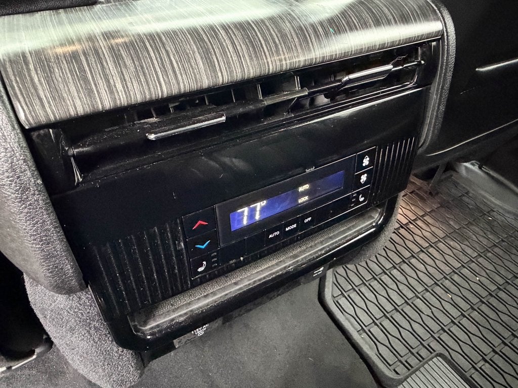 2023 Jeep Wagoneer Series III