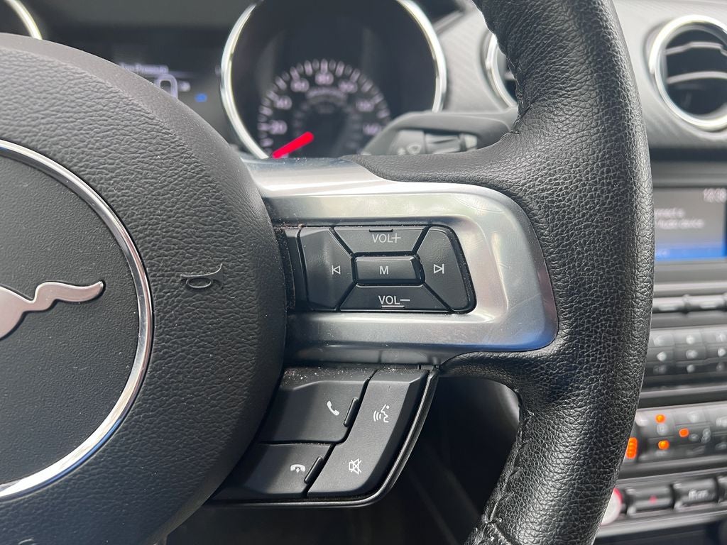 2016 Ford Mustang V6