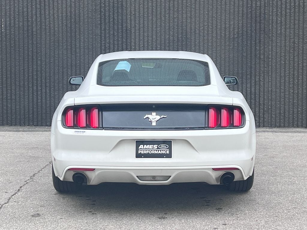 2016 Ford Mustang V6