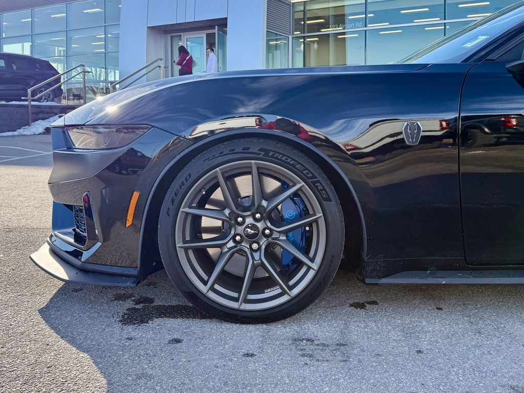 2025 Ford Mustang Dark Horse
