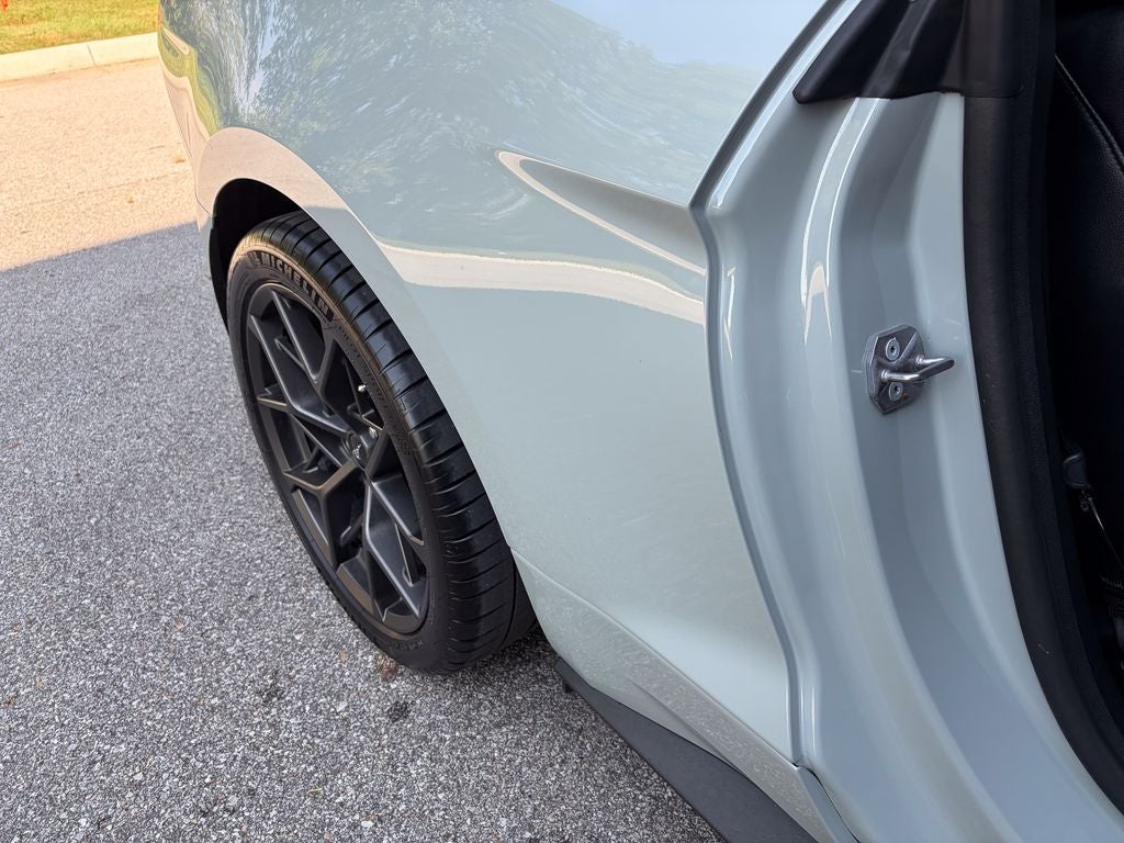 2022 Ford Mustang Mach 1