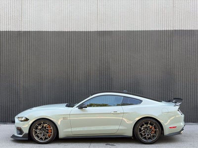 2022 Ford Mustang Mach 1