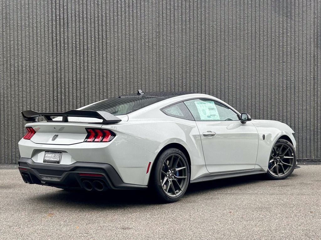 2026 Ford Mustang Dark Horse