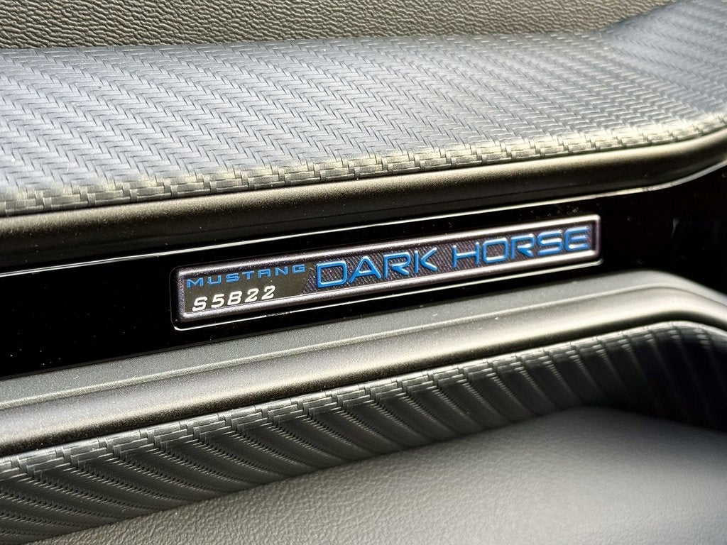 2025 Ford Mustang Dark Horse