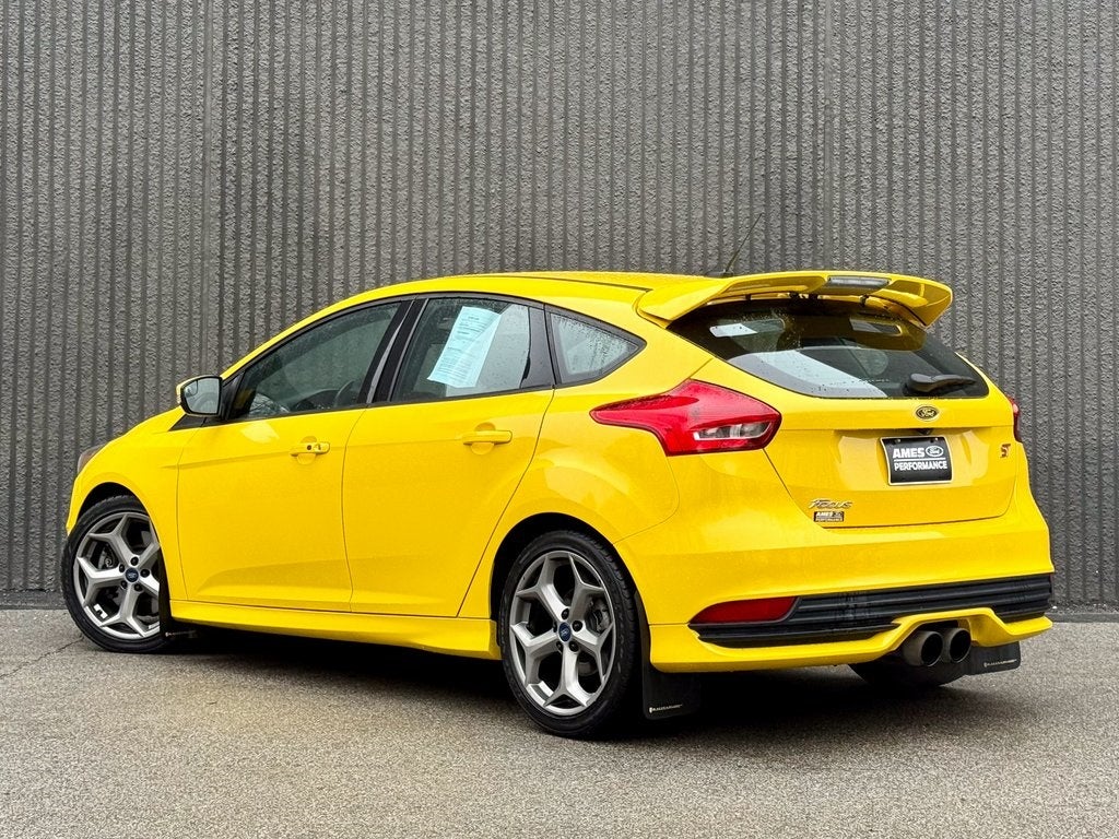 2018 Ford Focus ST