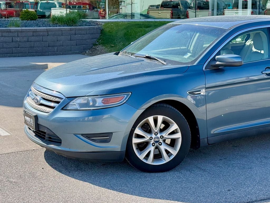 Used 2010 Ford Taurus SEL with VIN 1FAHP2EWXAG163101 for sale in Ames, IA
