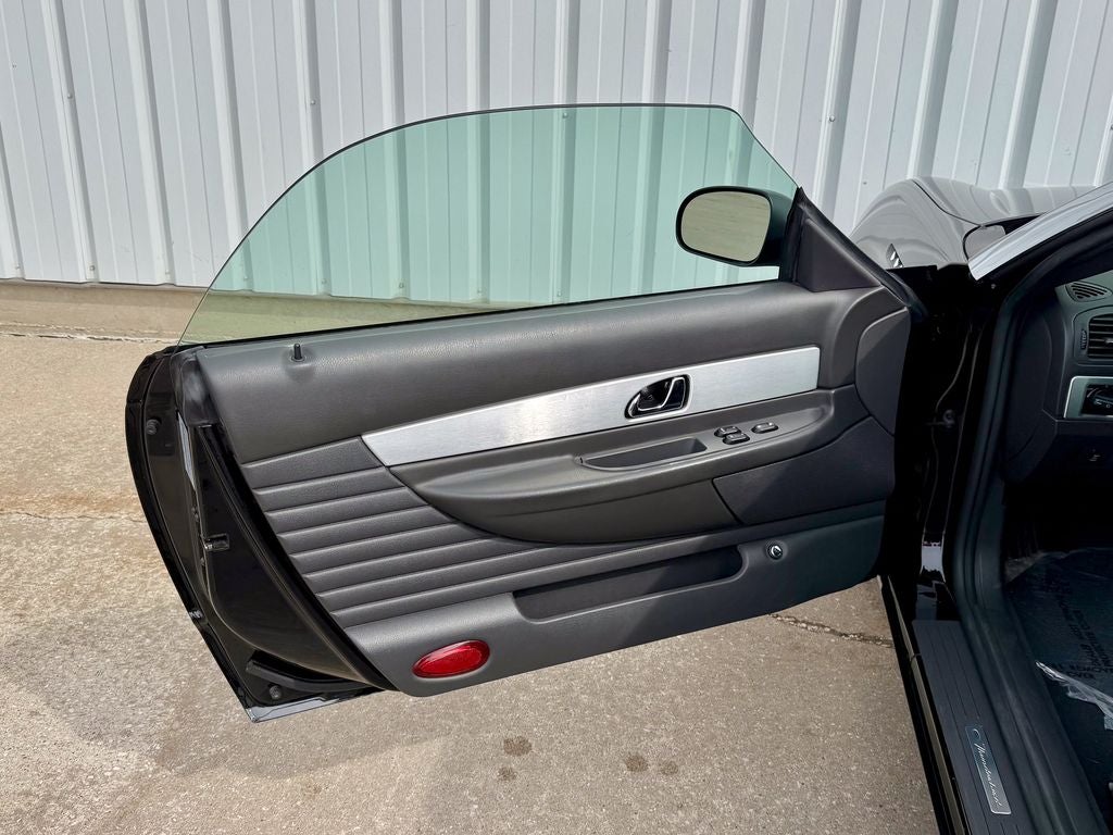 2002 Ford Thunderbird Base