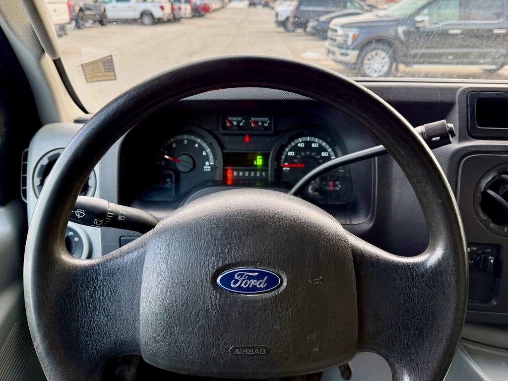 2011 Ford E-450SD Base