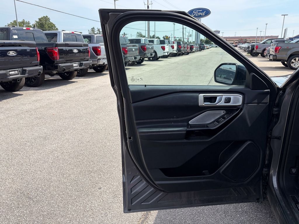 2023 Ford Explorer ST