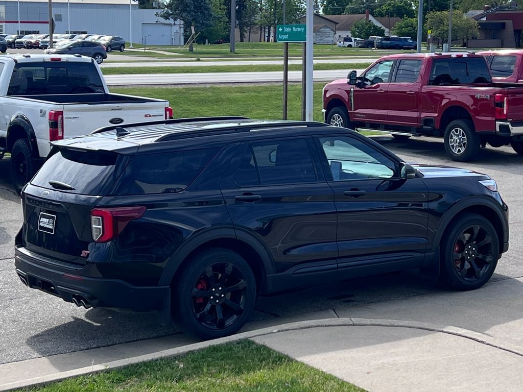 2022 Ford Explorer ST
