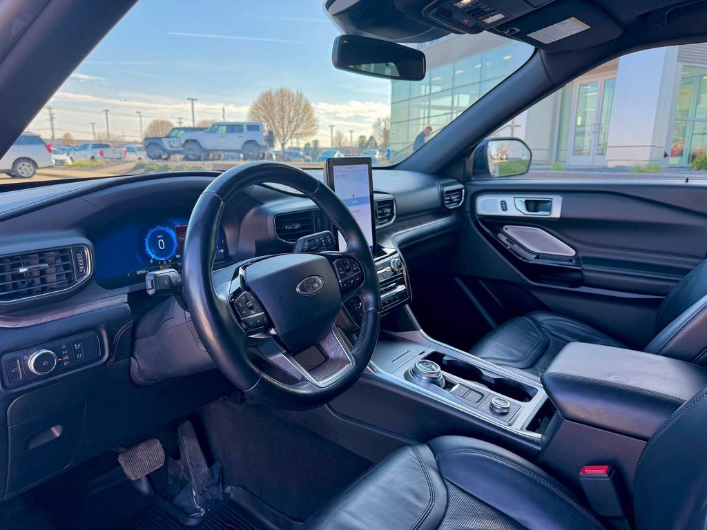 2021 Ford Explorer Platinum