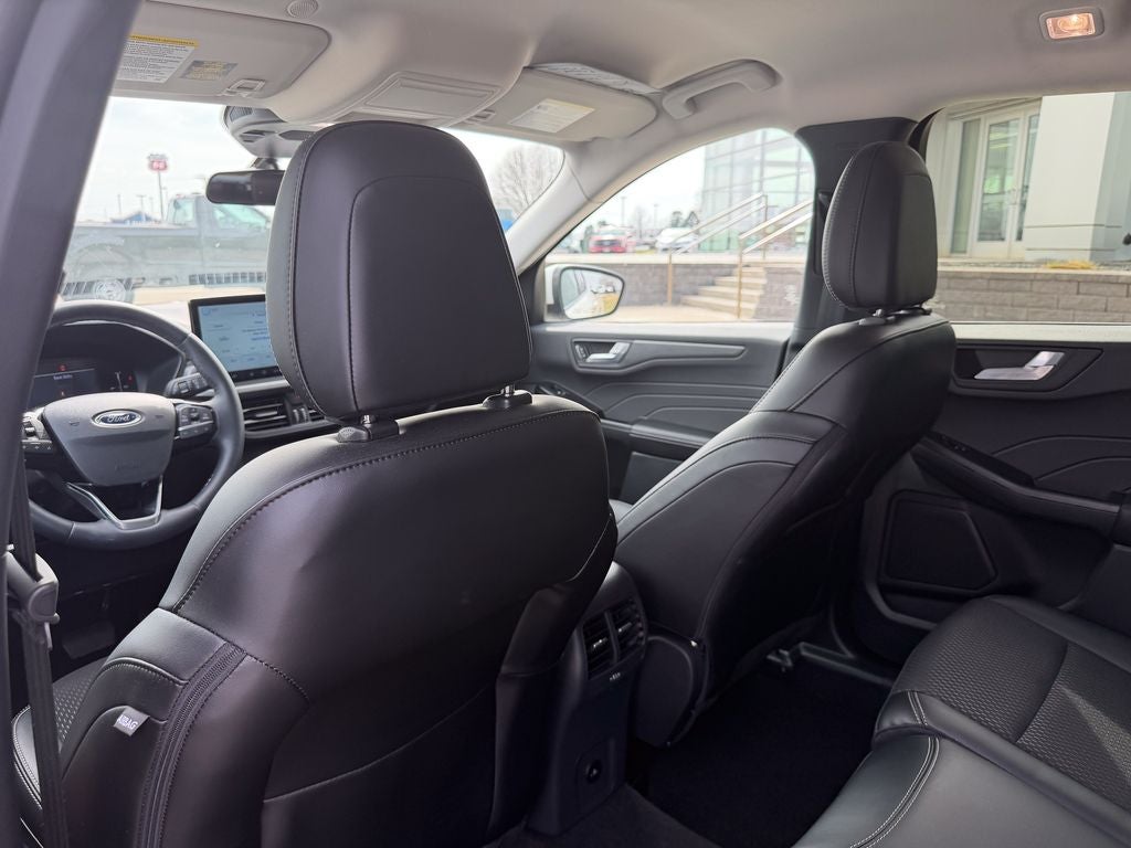 2025 Ford Escape Plug-In Hybrid Base