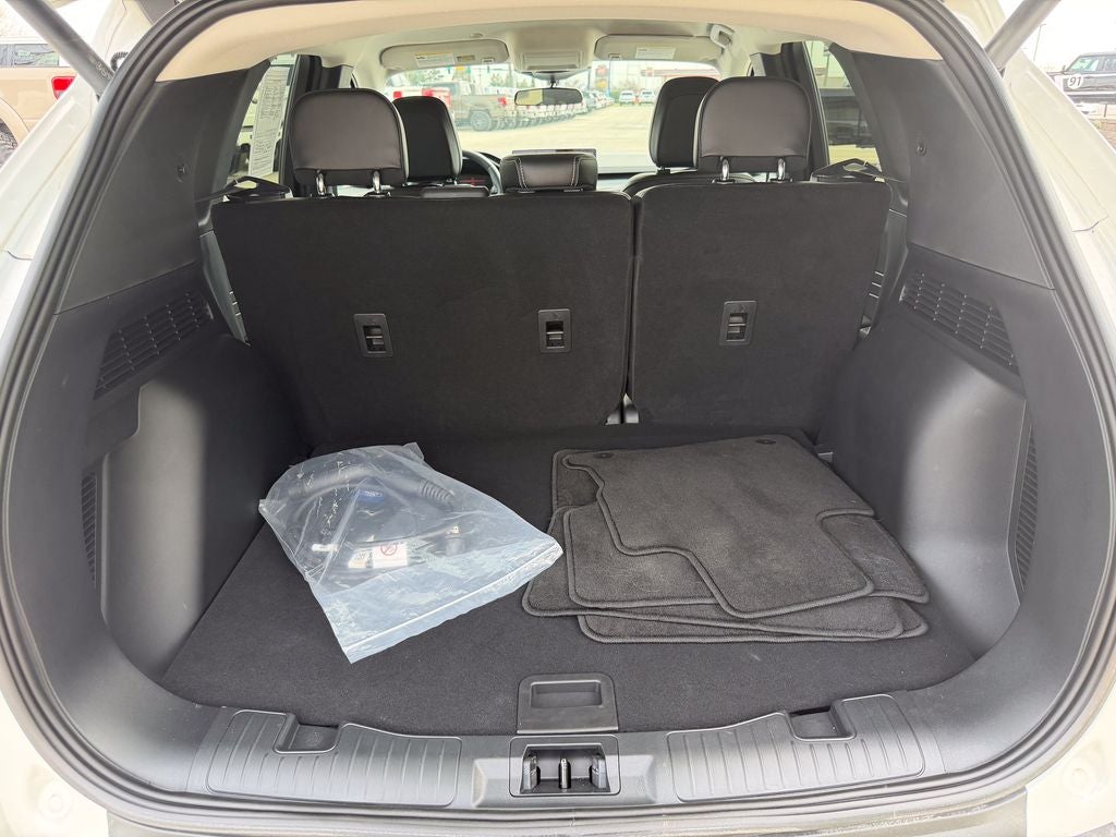 2025 Ford Escape Plug-In Hybrid Base