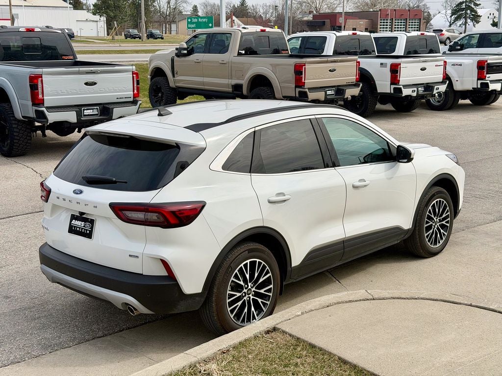 2025 Ford Escape Plug-In Hybrid Base