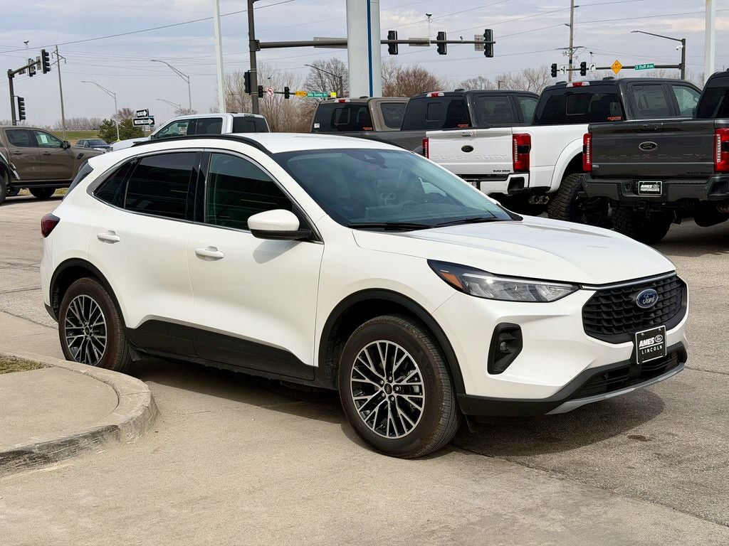 2025 Ford Escape Plug-In Hybrid Base