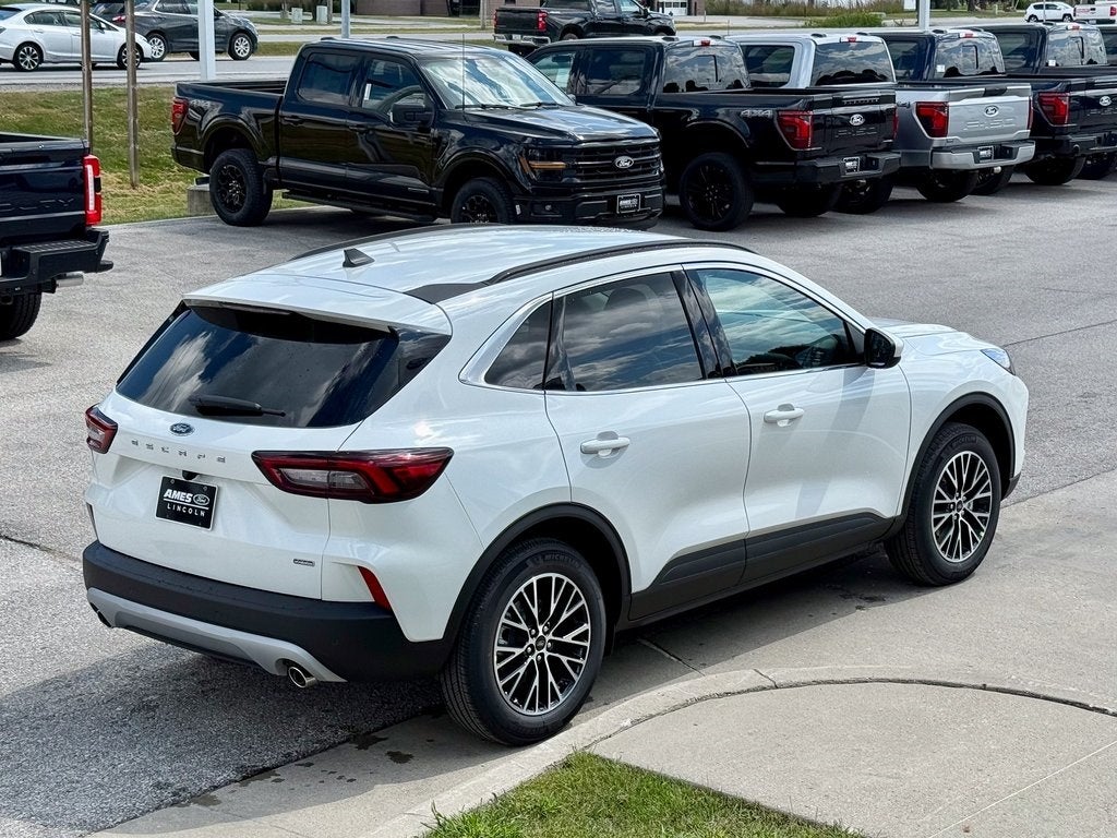 2025 Ford Escape Plug-In Hybrid Base