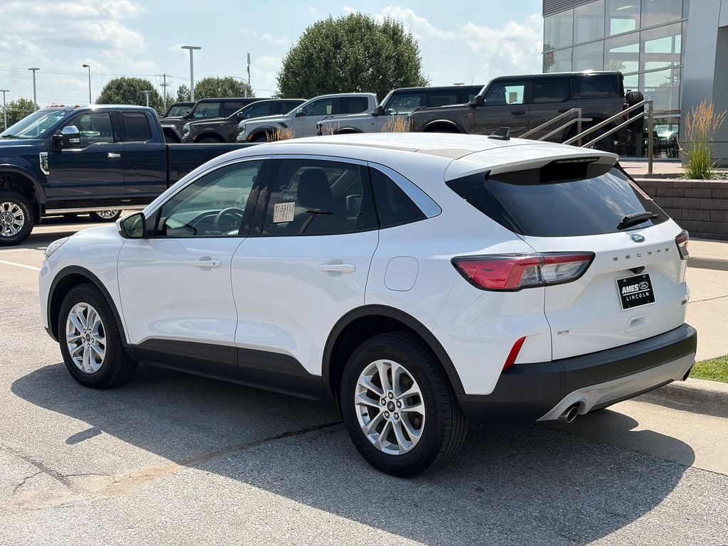 2021 Ford Escape Hybrid SE