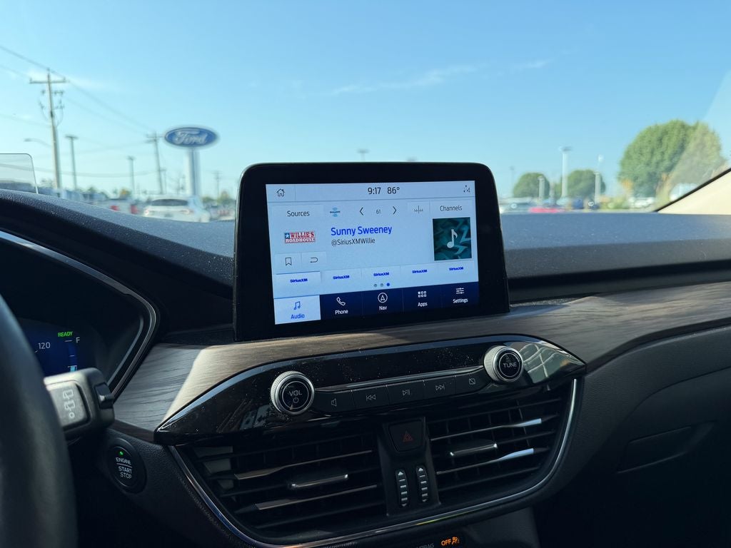 2020 Ford Escape Hybrid Titanium