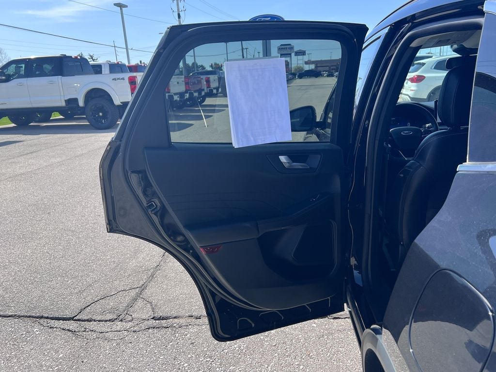 2023 Ford Escape Platinum