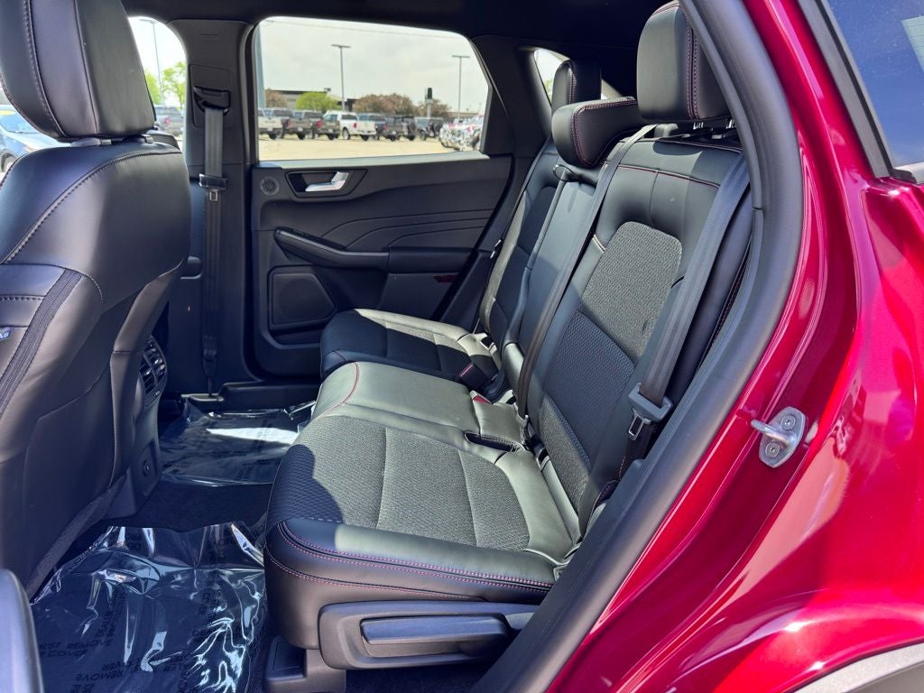 2026 Ford Escape Hybrid ST-Line Select