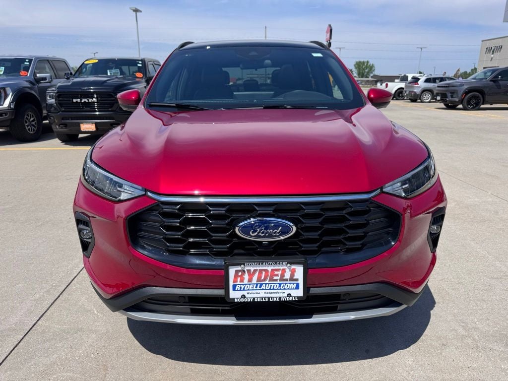 2026 Ford Escape Hybrid ST-Line Select