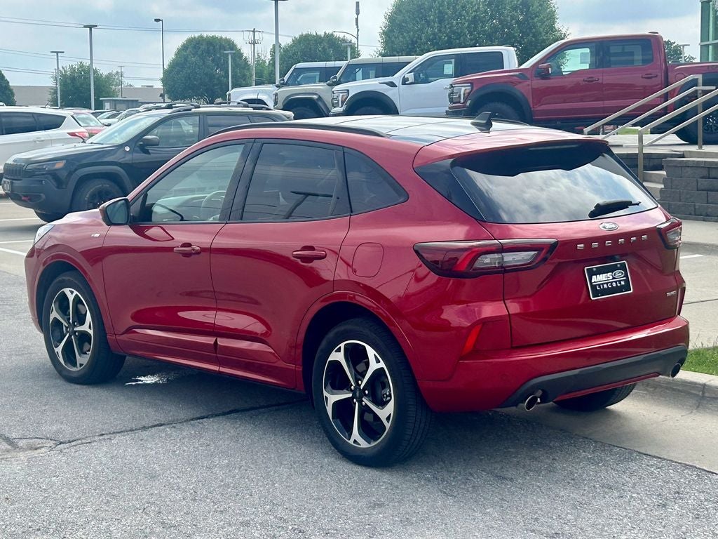 2025 Ford Escape ST-Line Elite