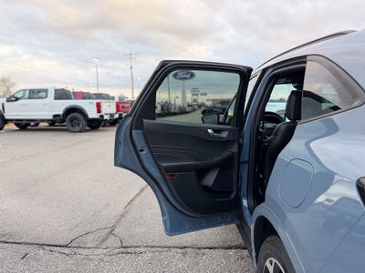 2025 Ford Escape Hybrid ST-Line Elite