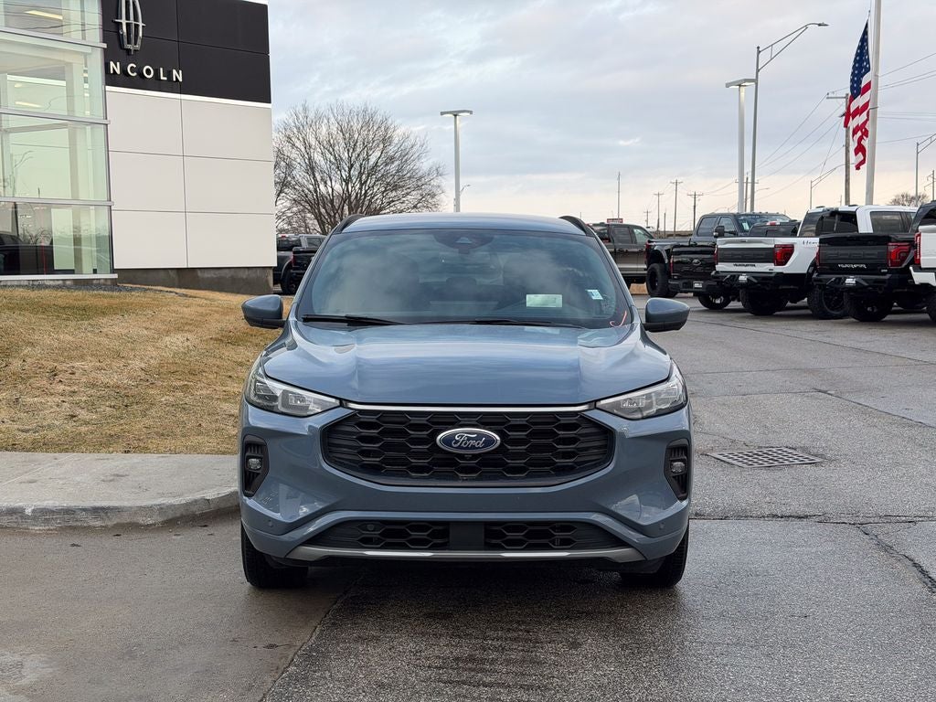 2025 Ford Escape Hybrid ST-Line Elite
