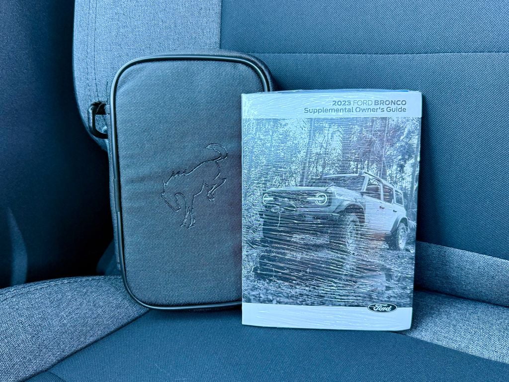 2023 Ford Bronco Base