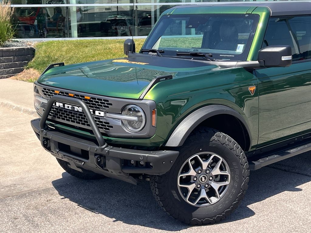 2022 Ford Bronco Base