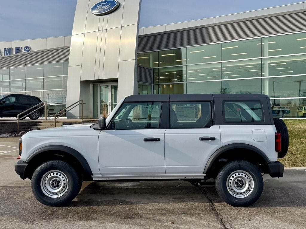 2025 Ford Bronco Base