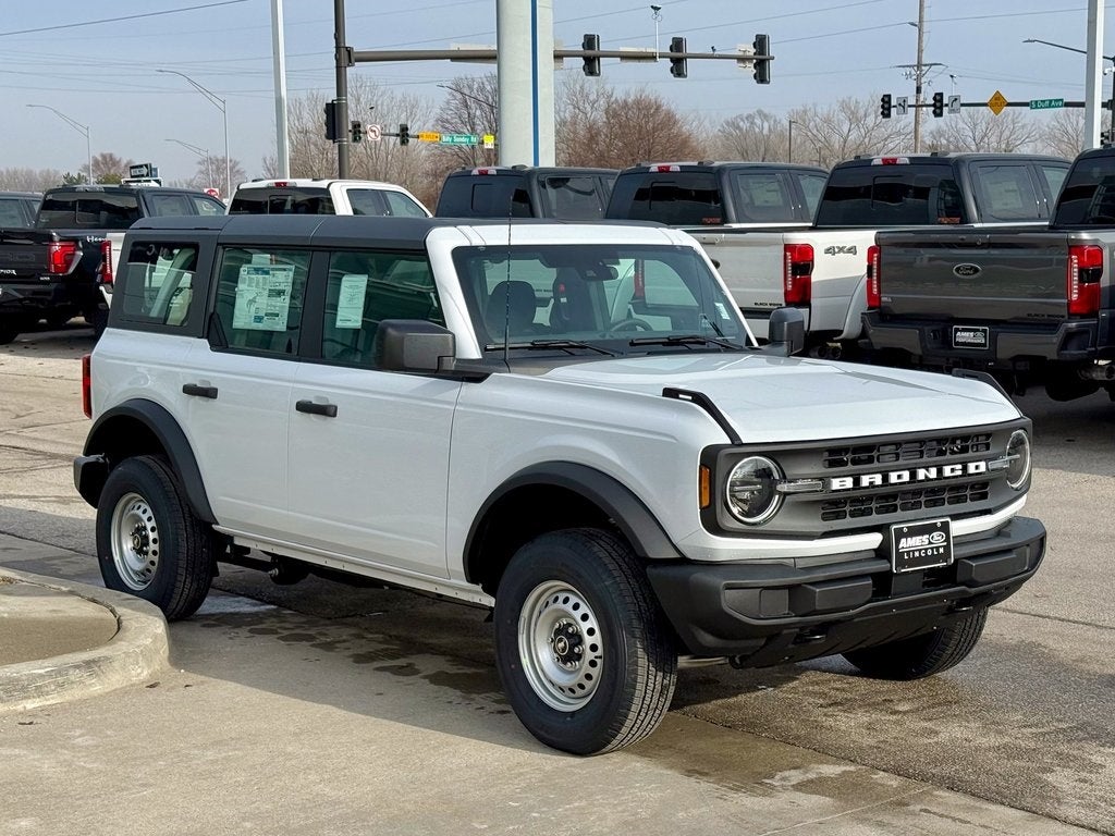 2025 Ford Bronco Base