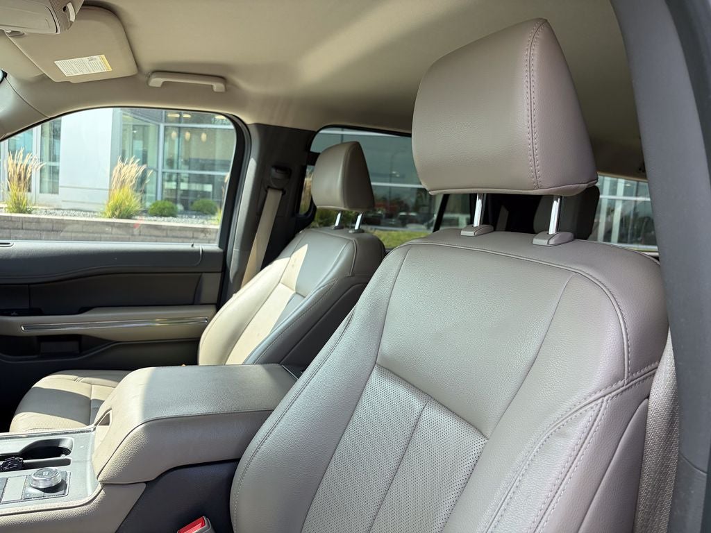 2021 Ford Expedition Max XLT