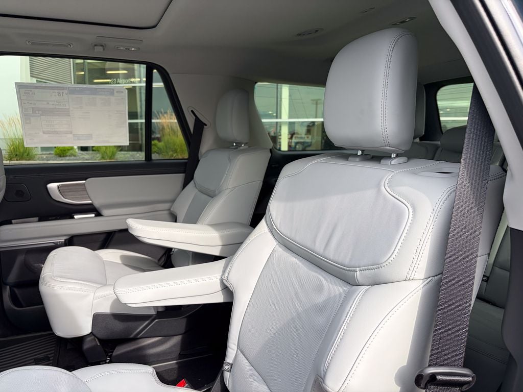 2027 Ford Expedition Platinum