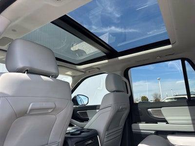 2025 Ford Expedition Platinum