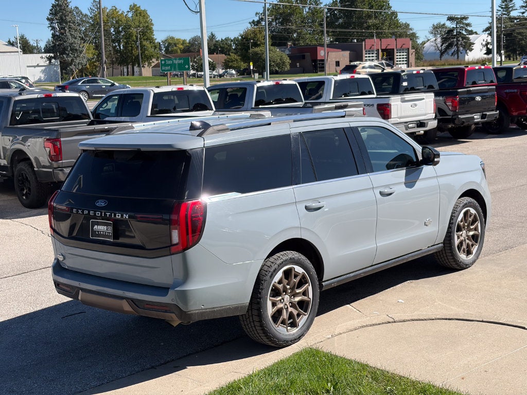 2025 Ford Expedition King Ranch