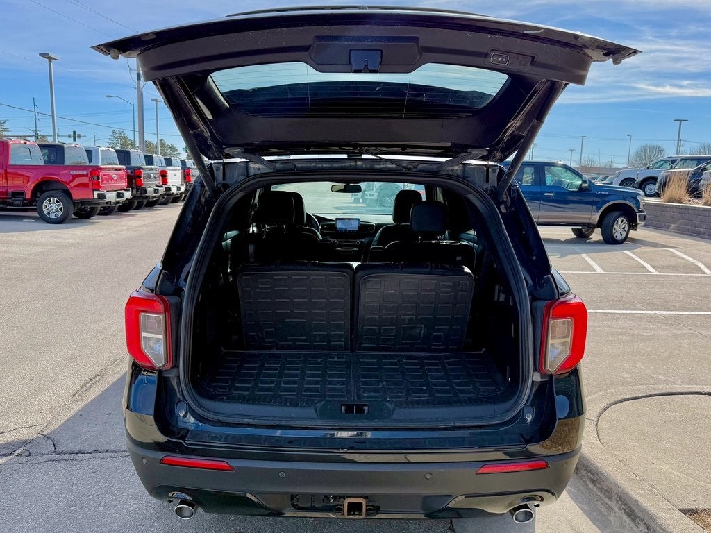 2022 Ford Explorer ST-Line