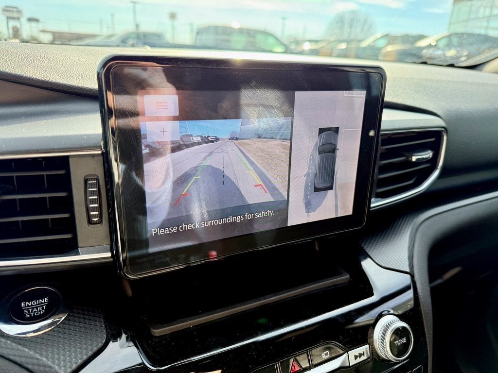 2022 Ford Explorer ST-Line