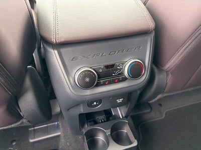2027 Ford Explorer Platinum
