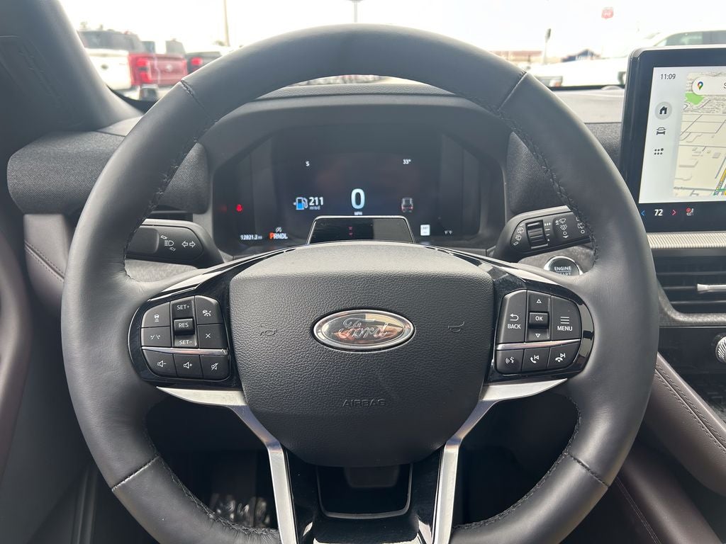 2025 Ford Explorer Platinum