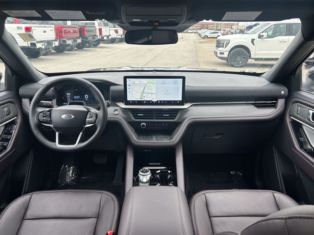 2025 Ford Explorer Platinum
